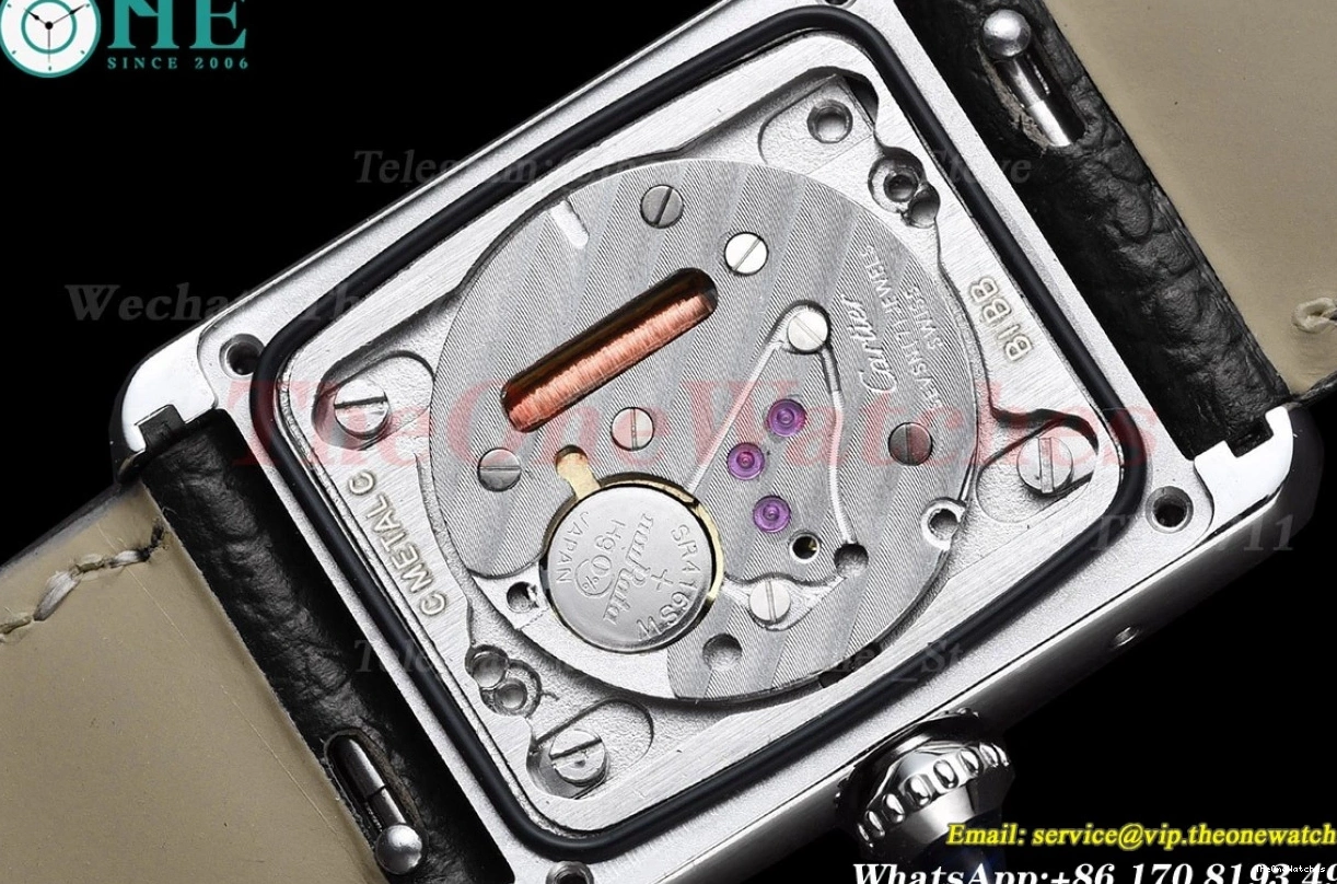 K11F On Black Strap Small Quartz Tank Must dial White 0513